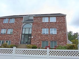 114 Burkhall St Q, Weymouth, MA 02190