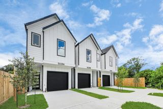5029 Broom Street A, Houston, TX 77091