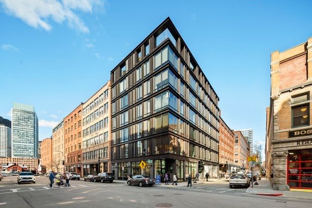 10 Farnsworth St 3B, Boston, MA 02210