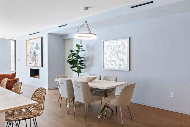 10 Farnsworth St 3B, Boston, MA 02210