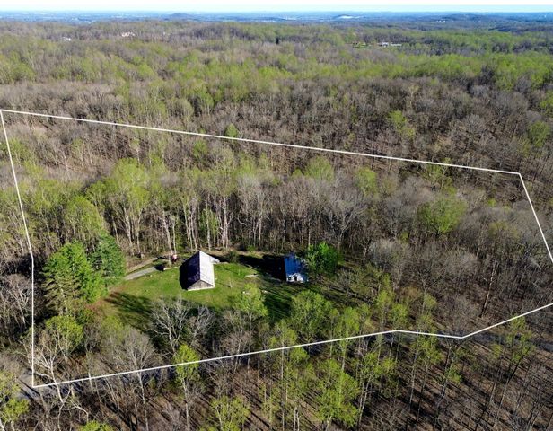 1314 Mud Hollow Rd, Hendersonville, TN 37075
