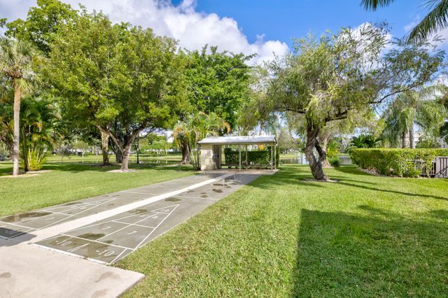 2205 S Cypress Bend Drive 908, Pompano Beach, FL 33069