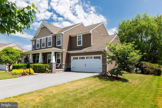 73 COUNTRY SIDE LN, Leola, PA 17540