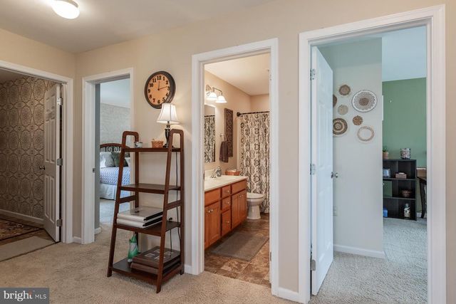 73 COUNTRY SIDE LN, Leola, PA 17540
