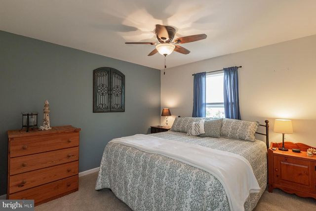 73 COUNTRY SIDE LN, Leola, PA 17540