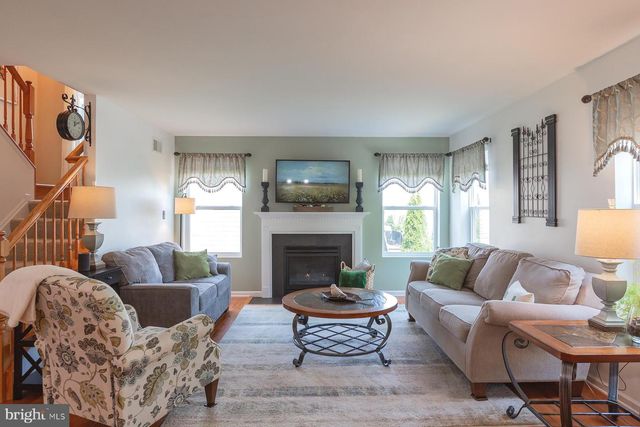 73 COUNTRY SIDE LN, Leola, PA 17540