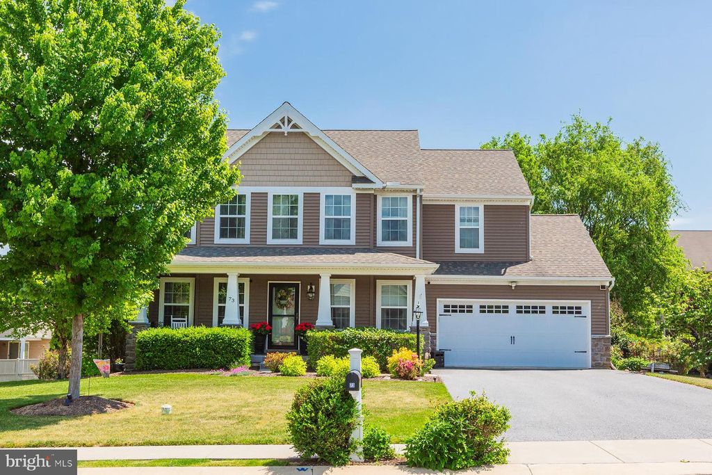 73 COUNTRY SIDE LN, Leola, PA 17540