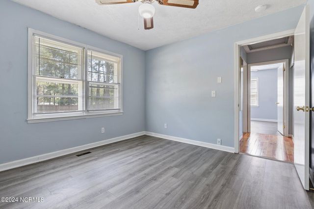 1708 N Poplar Street, Aberdeen, NC 28315