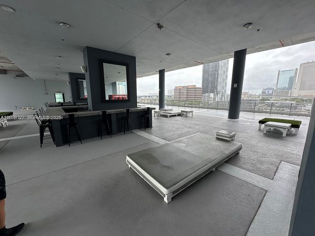 690 SW 1st Court 1221, Miami, FL 33130