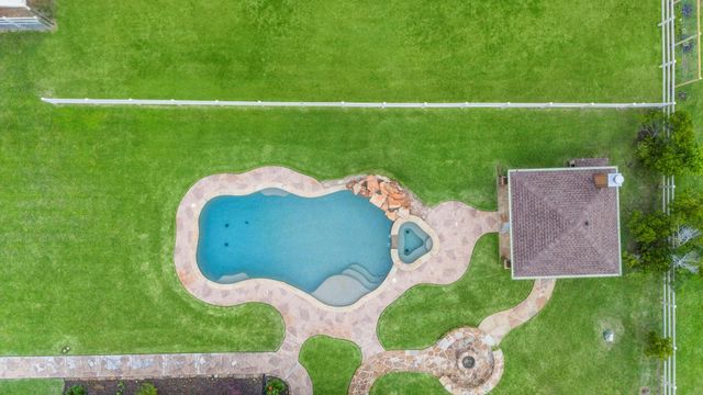 9103 Jeske Road, Needville, TX 77461