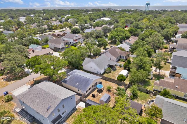 125 NE 30th Street, Oak Island, NC 28465