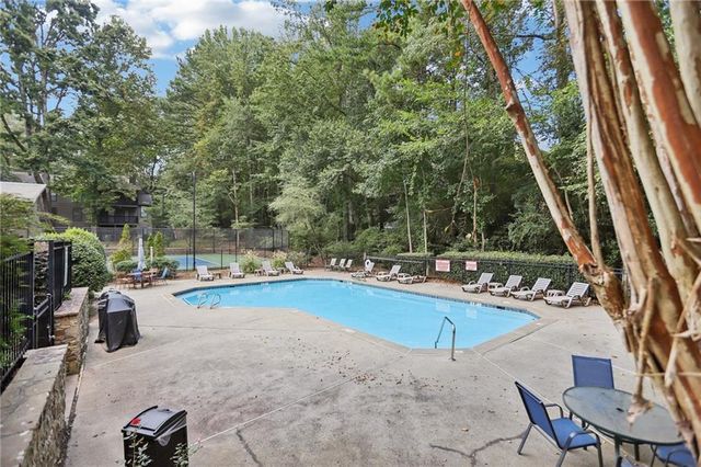2808 Cumberland Court SE, Smyrna, GA 30080