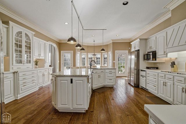 1203 Yorkshire, Jonesboro, AR 72401