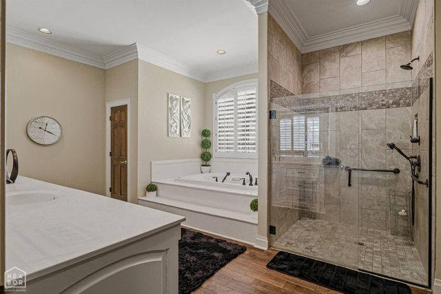 1203 Yorkshire, Jonesboro, AR 72401