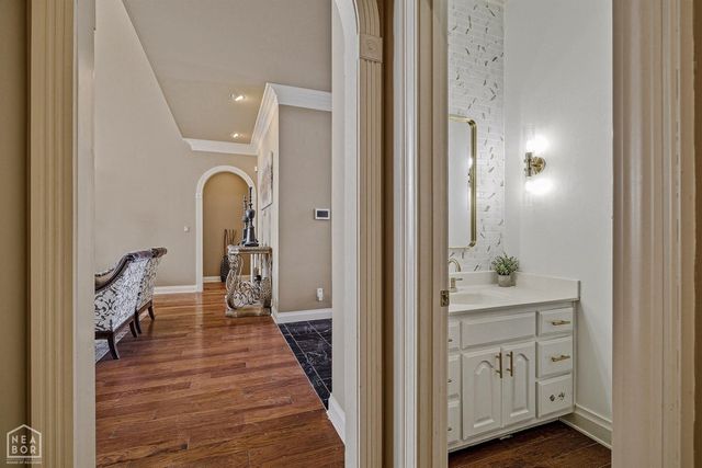 1203 Yorkshire, Jonesboro, AR 72401