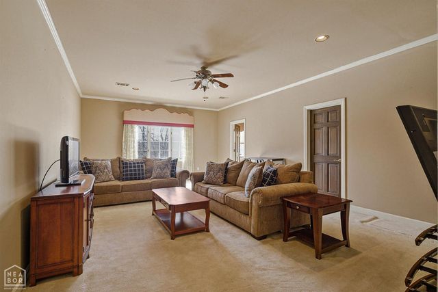 1203 Yorkshire, Jonesboro, AR 72401