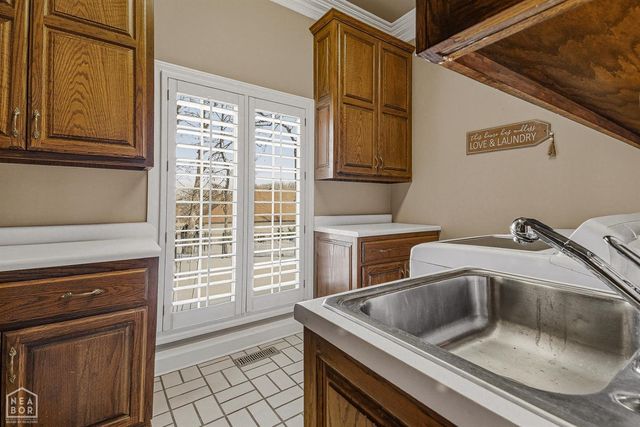 1203 Yorkshire, Jonesboro, AR 72401