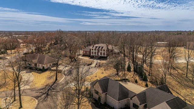 1203 Yorkshire, Jonesboro, AR 72401