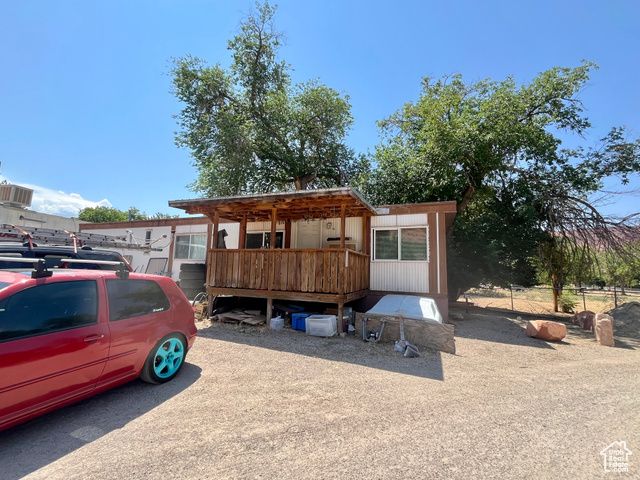 221 E 200 N, Moab, UT 84532