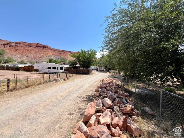 221 E 200 N, Moab, UT 84532