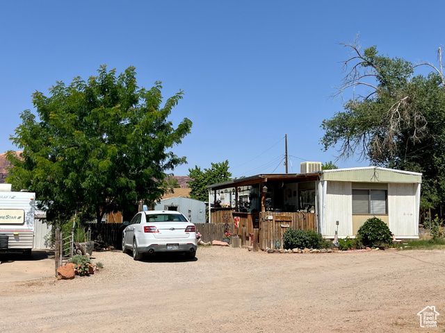 221 E 200 N, Moab, UT 84532