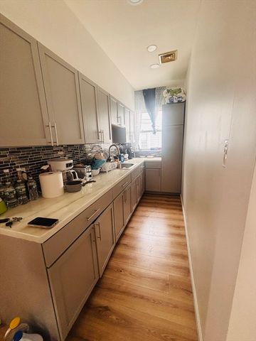 817 Broadway, Revere, MA 02151