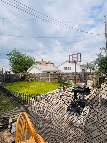 817 Broadway, Revere, MA 02151