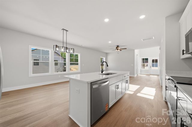 2434 Kimberly Avenue, Morganton, NC 28655