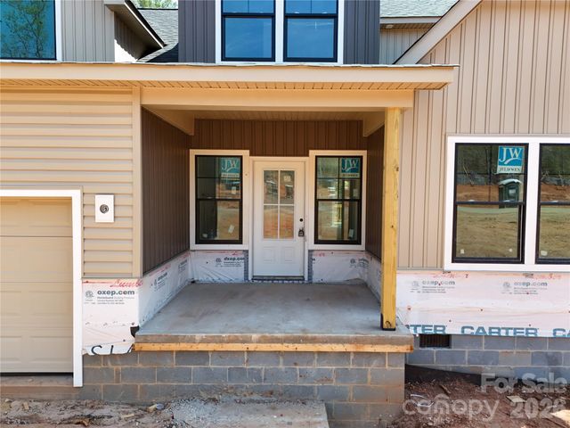 2434 Kimberly Avenue, Morganton, NC 28655
