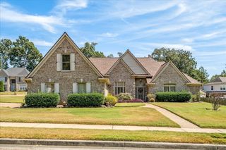 1636 STABLE RUN DR, Memphis, TN 38016