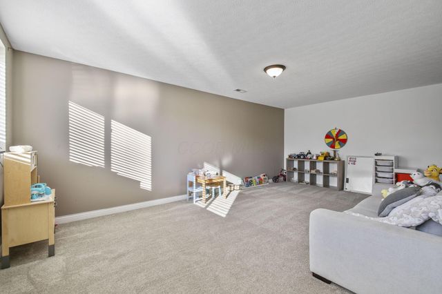 512 Apple Valley Circle, Delaware, OH 43015