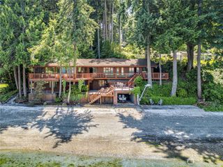 1678 NE Jacobson Road, Poulsbo, WA 98370