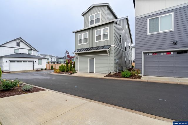 3496 SE 81st Av, Hillsboro, OR 97123