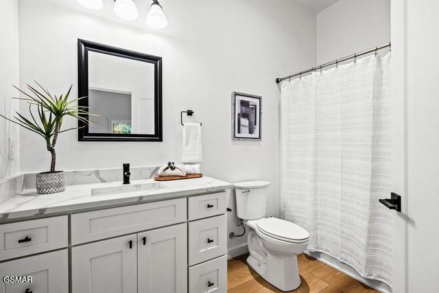 2257 Beach Front Drive, Sevierville, TN 37876