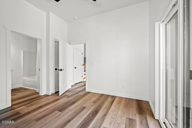 2257 Beach Front Drive, Sevierville, TN 37876