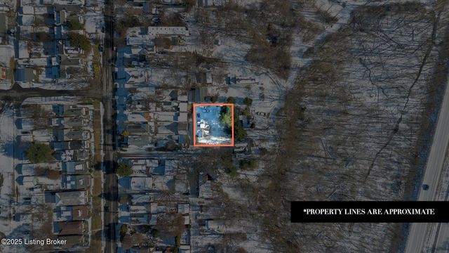 2 Angora Ct, Louisville, KY 40206