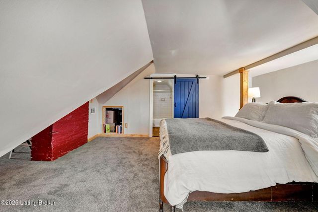 2 Angora Ct, Louisville, KY 40206