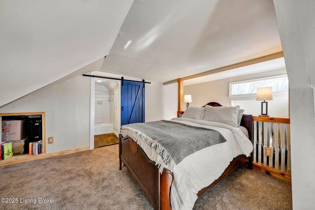 2 Angora Ct, Louisville, KY 40206