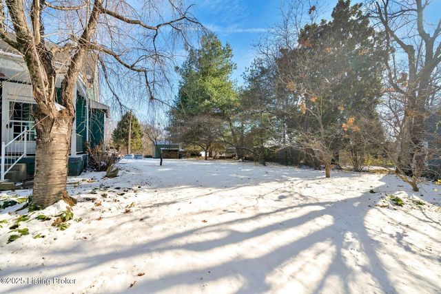 2 Angora Ct, Louisville, KY 40206