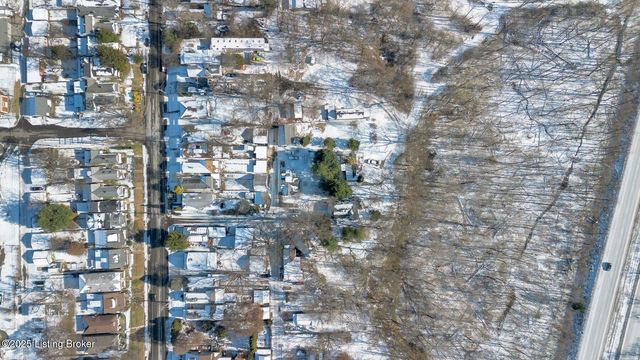 2 Angora Ct, Louisville, KY 40206