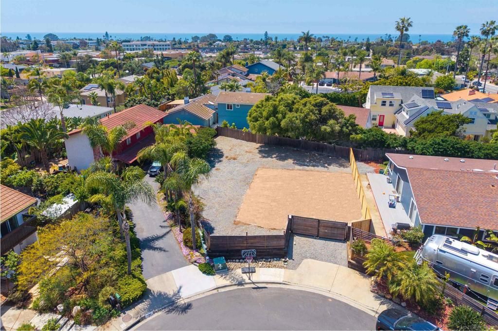 722 Piedras Oro Calle, Encinitas, CA 92024