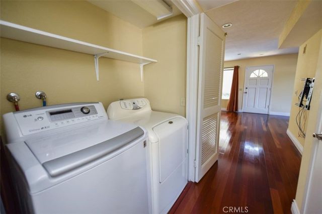 48 Columbia 6, Irvine, CA 92612