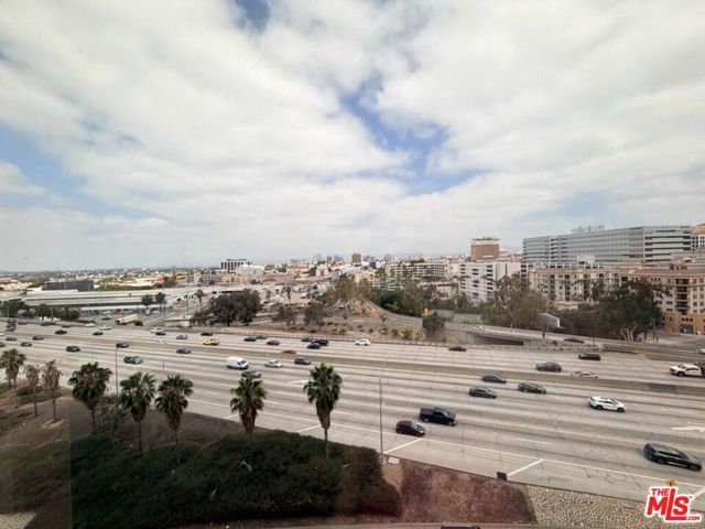 889 Francisco Street 1008, Los Angeles, CA 90017