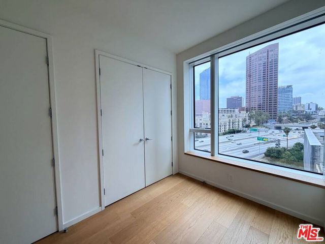 889 Francisco Street 1008, Los Angeles, CA 90017