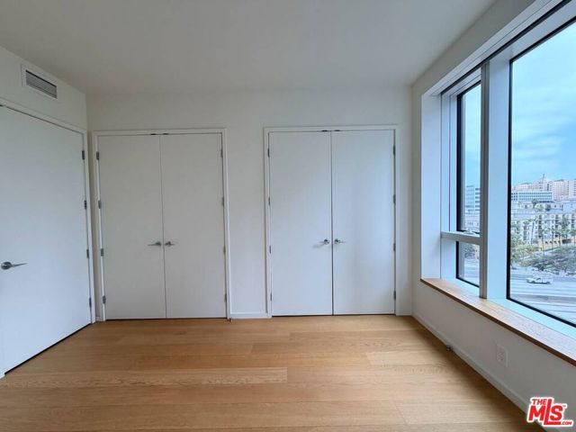 889 Francisco Street 1008, Los Angeles, CA 90017