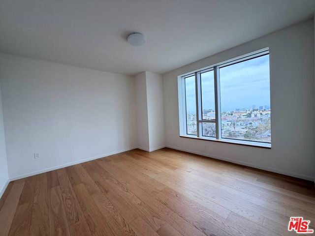 889 Francisco Street 1008, Los Angeles, CA 90017