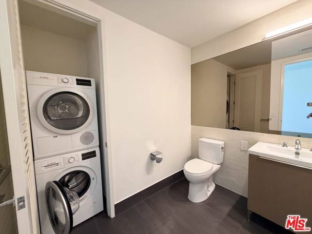 889 Francisco Street 1008, Los Angeles, CA 90017