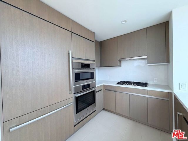 889 Francisco Street 1008, Los Angeles, CA 90017