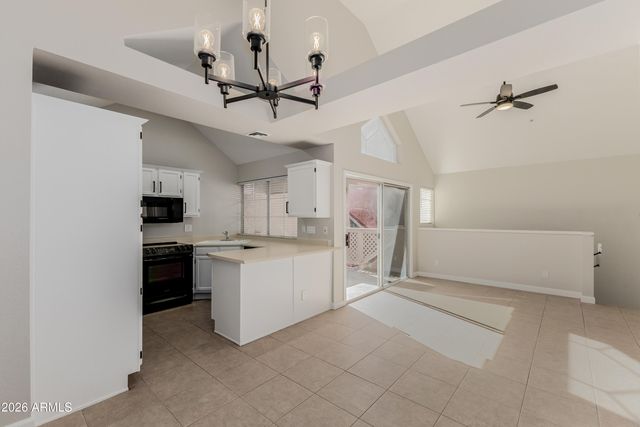 1633 E LAKESIDE Drive 35, Gilbert, AZ 85234