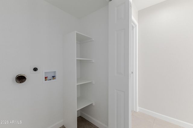 1633 E LAKESIDE Drive 35, Gilbert, AZ 85234